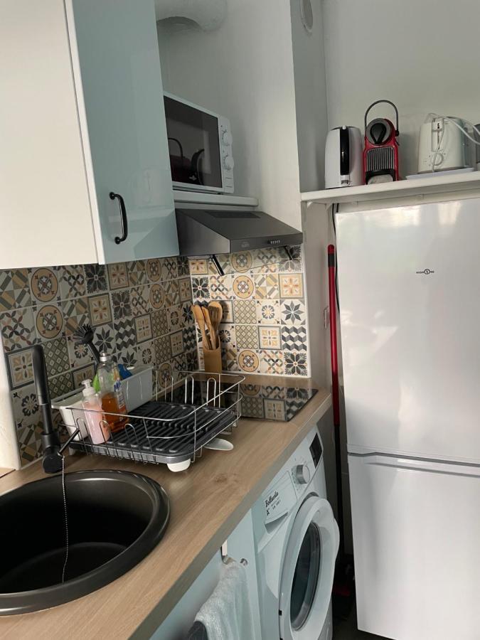 Chaleureux Appartement Face Au Port Sta Lucia, Tout A Pieds, Wifi Saint-Raphaël 外观 照片
